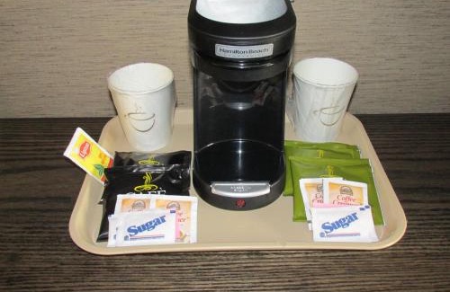 Marshfield Hotel | Woodfield Inn and Suites
