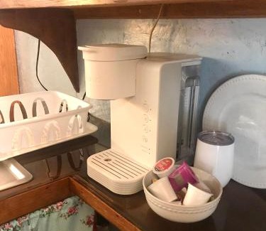 Mena Casa | Woodhaven, darling romantic cabin, ATV trails, Mena, AR