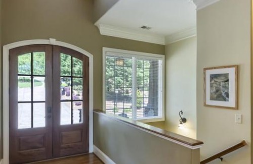 West Union Casa | Woodhaven Dr - A Keowee Waterfront Home To Wow Everyone