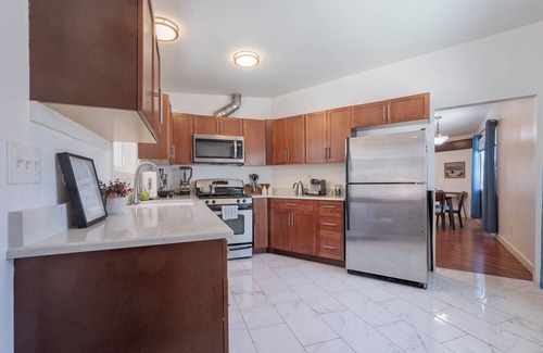 Woodland Hills Casa | Woodland Victory Hideaway
