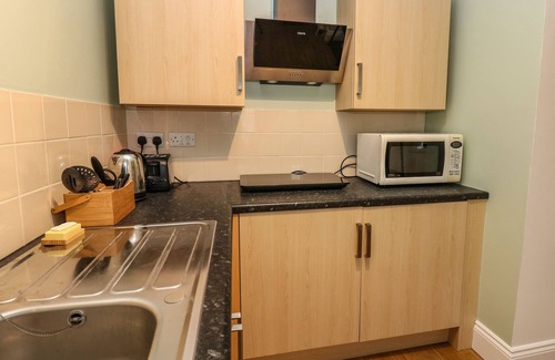 Bishop Auckland Cabaña | WOODLAND VIEW, romantic, with a garden in Barnard Castle