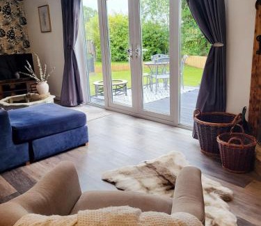 Whitney-on-Wye Casa | Woodland View Retreat - Luxury Stay, Endless Fun