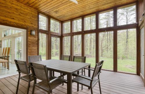 Housatonic Casa | Woodland Zen by AvantStay Modern Design Patio