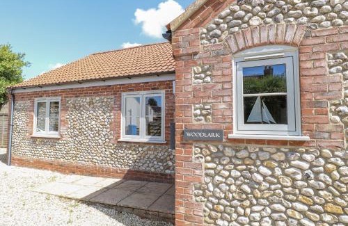 Docking Casa | Woodlark