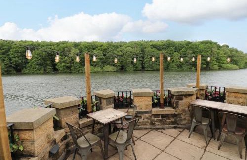 Newmillerdam Casa | Woodman's Cottage