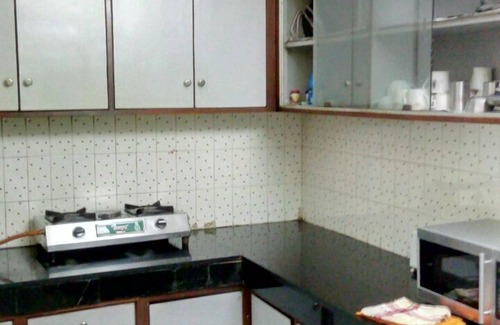 Kharera Cama Y Desayuno | Woodpecker BNB Hauz Khas