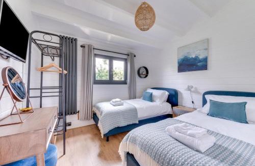 Diss Casa | Woodpecker Lodge