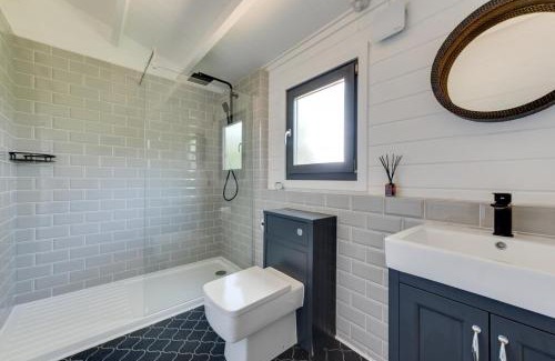 Diss Casa | Woodpecker Lodge