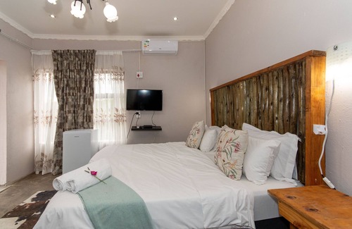 Hazyview Casa | Woodpeckers Guest House