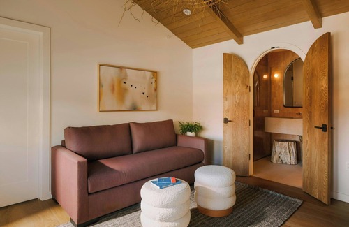 Laguna Beach Hotel | Woods Cove Hotel Laguna Beach, Sonder by Marriott Bonvoy