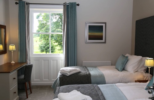 Fenay Bridge Casa | Woodsome Hall Golf Club Cottage on the Course