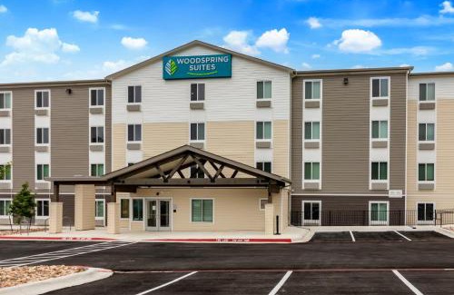 Walnut Creek Business Park Hotel | WoodSpring Suites Austin Central