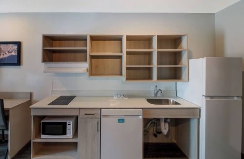 Charlotte Hotel | Woodspring Suites Charlotte Airport