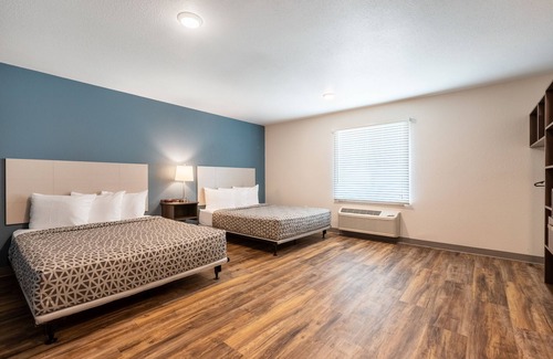 Corona Hotel | Woodspring Suites Corona