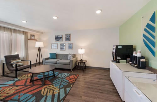 Murlin Heights Hotel | Woodspring Suites Dayton North