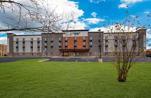 Dearborn Hotel | WoodSpring Suites Dearborn Detroit