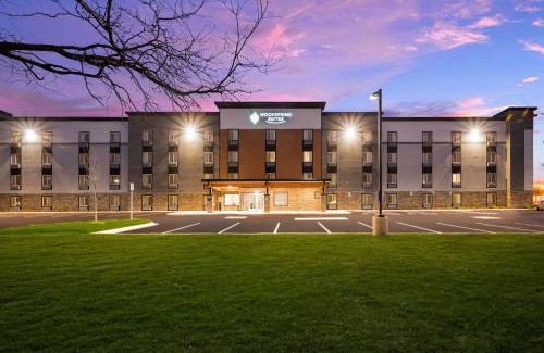 Dearborn Hotel | WoodSpring Suites Dearborn Detroit