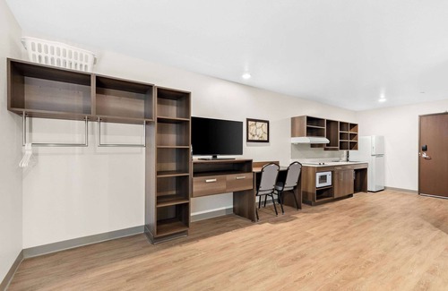 Indio Hotel | Woodspring Suites Indio - Coachella Valley