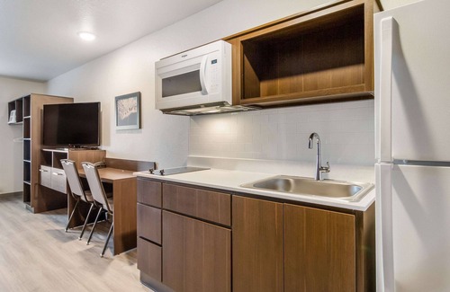 Southside Hotel | WoodSpring Suites Jacksonville Baymeadows