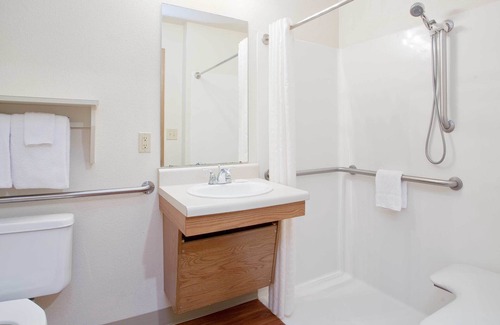Lake Charles Hotel | WoodSpring Suites Lake Charles