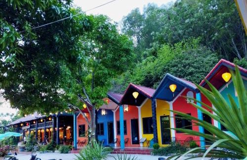 Cat Hai Hotel | Woodstock Beach Camp
