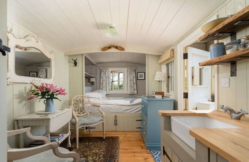 Rosudgeon Cabina | Woodstock Retreat Shepherd's Hut
