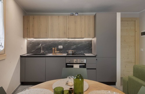 Vione Apartamento | WoodStone ECOLodge - One Bedroom Apartment, Sleeps 4