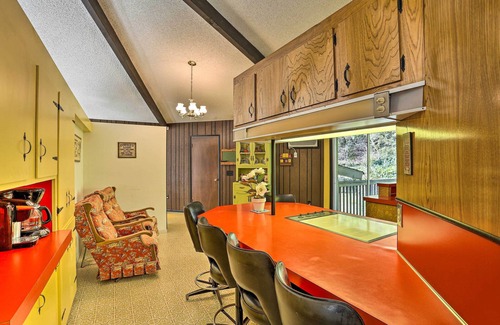 Willow Creek Casa | Woodsy Willow Creek Getaway w/ Pool & Deck!
