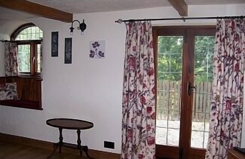 Thorncliffe Casa | Woodview Barn es un granero rural independiente convertido con impresionantes vistas al campo