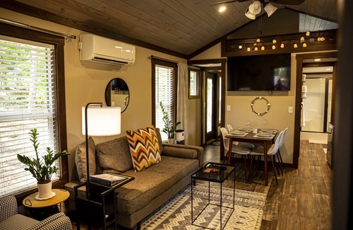 Coosa Casa | Woody-a Tiny Home Getaway