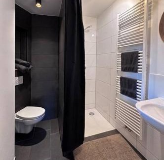 Buttelstedt Apartamento | Woody Cabin