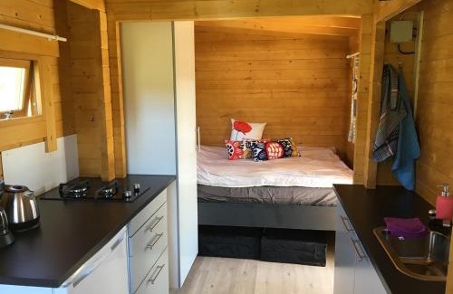 Aldeia dos Palheiros Otro | Woody caravan op de camping