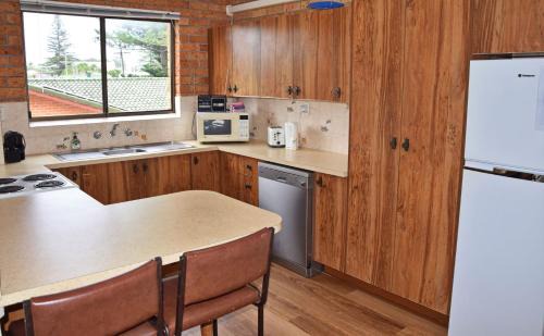 South West Rocks Apartamento | Woody Wonder Unit 2 - Bring your own linen.