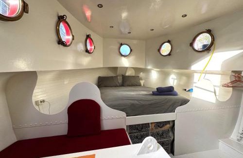 Jordaan Casa | Woonboot Josja