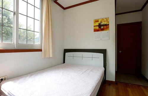 Jecheon Casa | Worak Pensionville Gauguin's House