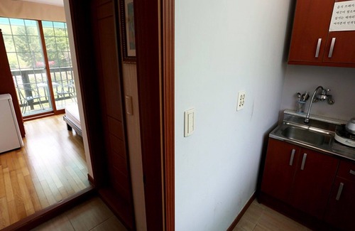 Jecheon Casa | Worak Pensionville Gauguin's House