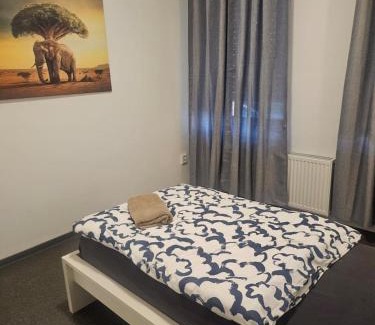 Eschweiler Apartamento | Work and Stay Eschweiler 50qm 2 Betten Küche und Badezimmer