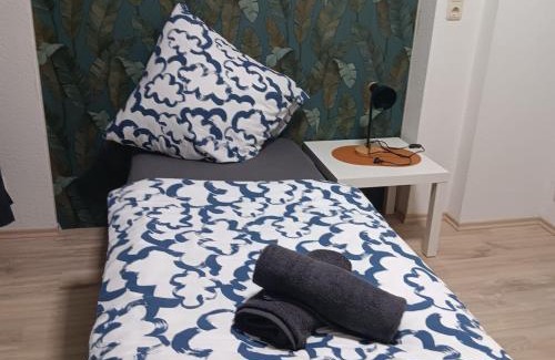 Eschweiler Apartamento | Work and stay Eschweiler 6 Betten 5 Schlafzimmer 2 Etagen
