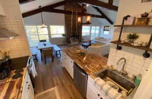 Glasser Casa | Work from home in paradise