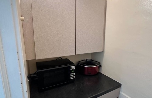 Bloomington Condominio | Work & Relax 1BR w/ Office in Prime Location