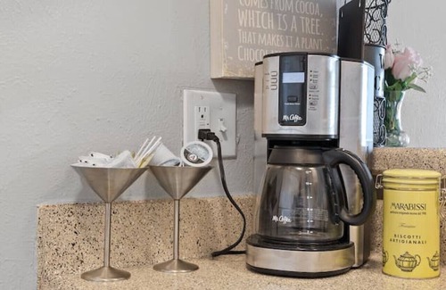 Park Central Apartamento | WORK REMOTELY IN URBAN DFW!