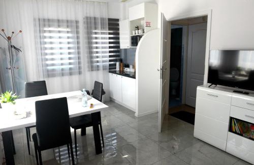 Piaseczno Apartamento | Work & Sleep