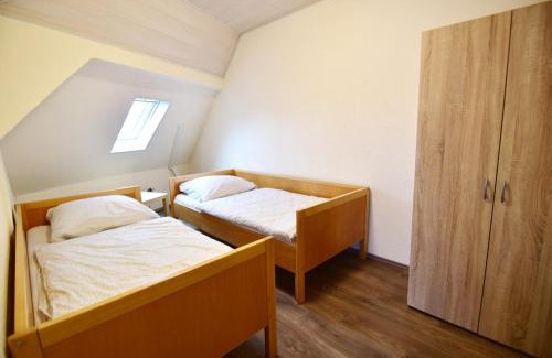 Rheidt Casa | Work & Stay Ferienhaus Niederkassel