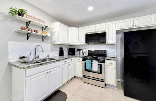 Independence Apartamento | Work Travel | 15M -> DNTWN l Long Stay l 690 Mbps