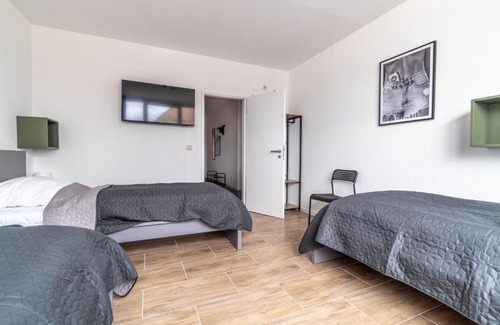 Wesel Apartamento | WORKERS HOME F17 - Wohnung mit 3 Schlafzimmern für 6 Personen