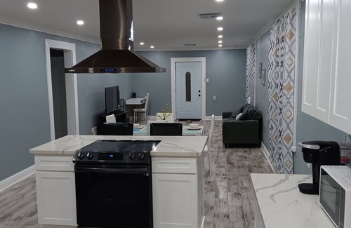 Slidell Casa | Workers Paradise Mid-Term Rental Great price No Cleaning Fee