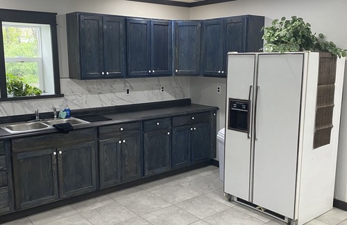 Allegany Apartamento | Working farmette at converted warehouse in the Allegany Mountains.