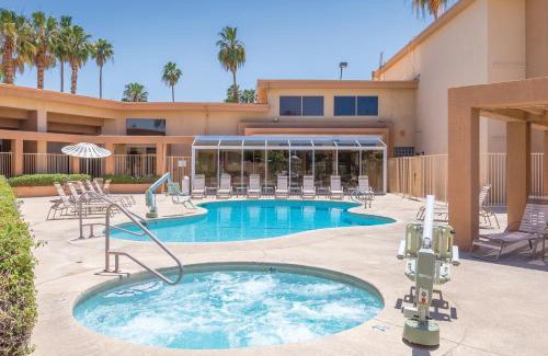 Palm Springs Complejo | WorldMark Palm Springs - Plaza Resort and Spa
