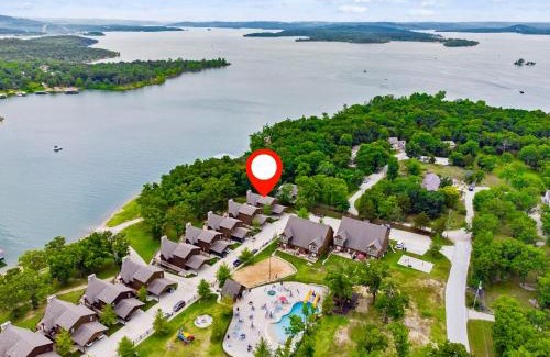 Branson Cabina | Worth the Wake