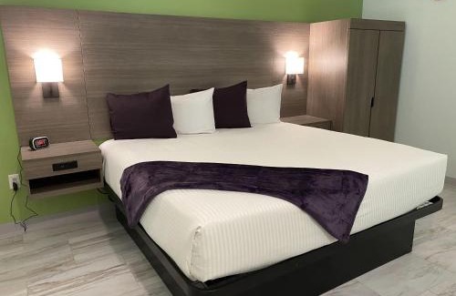 Logan Hotel | Worthington of Logan